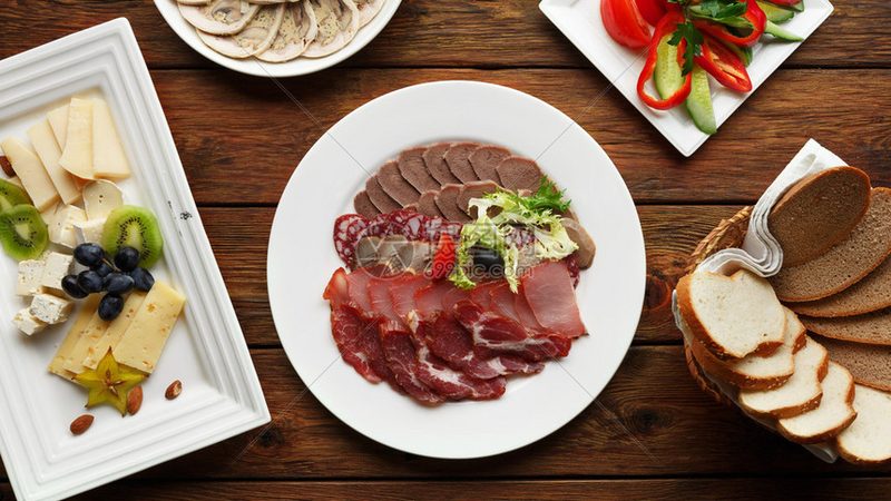 牛油火锅底料与冒菜底料：揭秘它们的优缺点