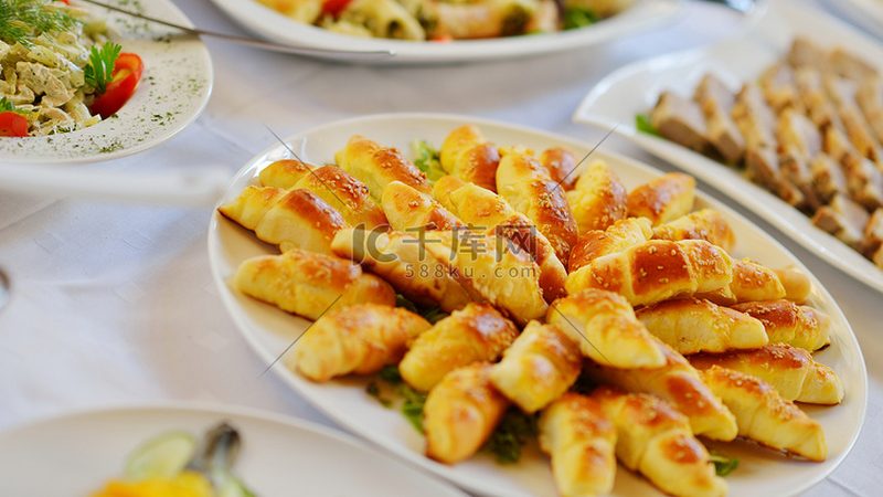 上海餐饮供应链公司安装服务：保障食品安全的关键环节
